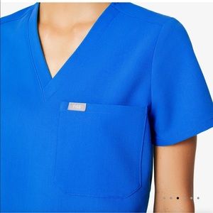 Figs Catrina one pocket scrub top